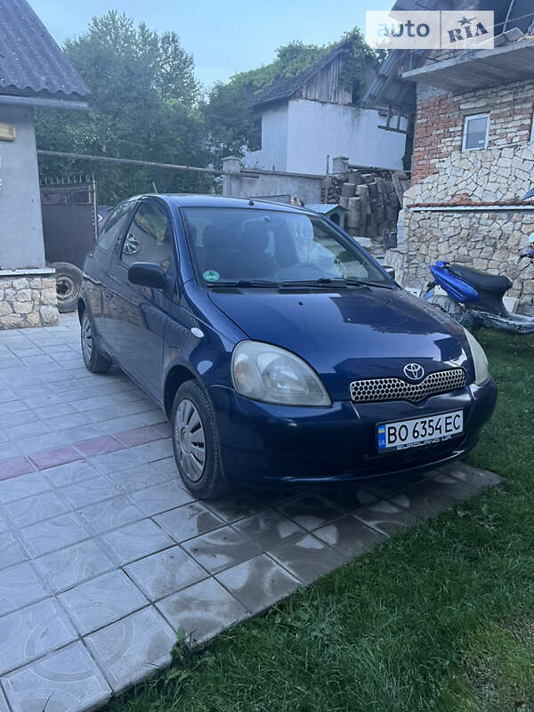 2002 toyota yaris