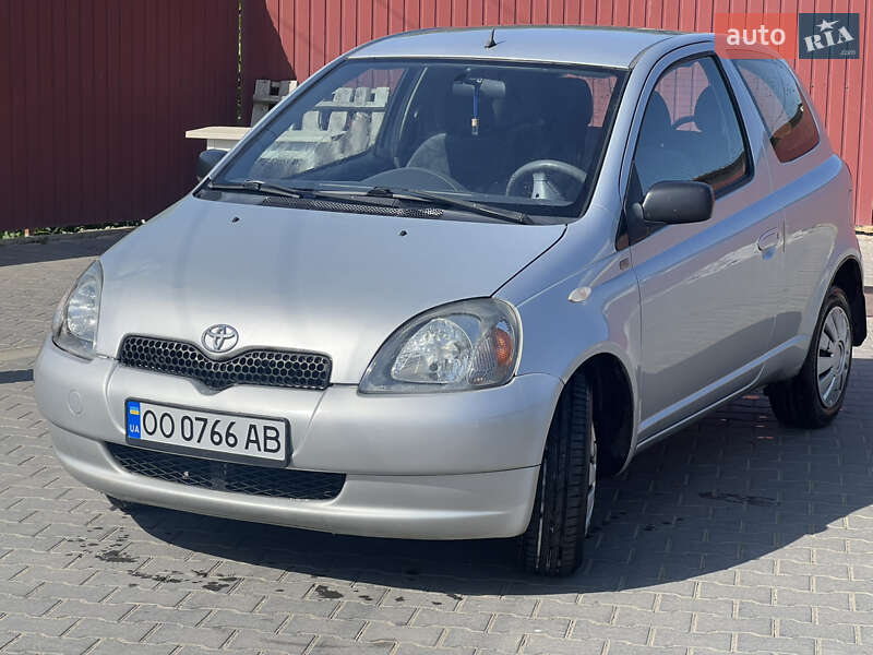 2001 toyota yaris