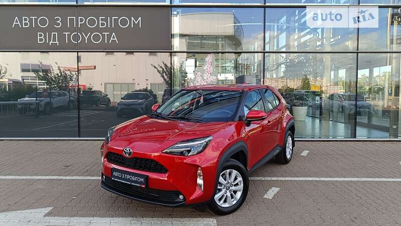 2022 toyota yaris cross