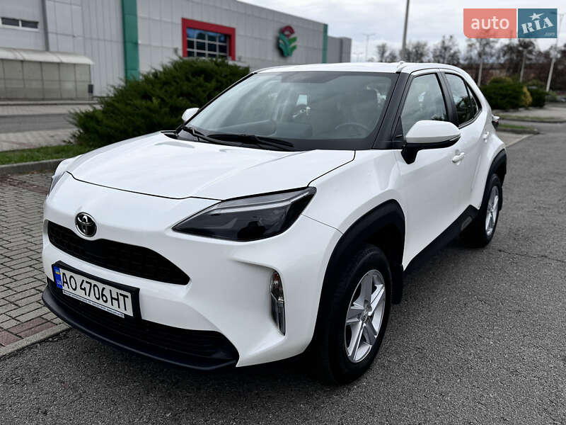 2022 toyota yaris cross