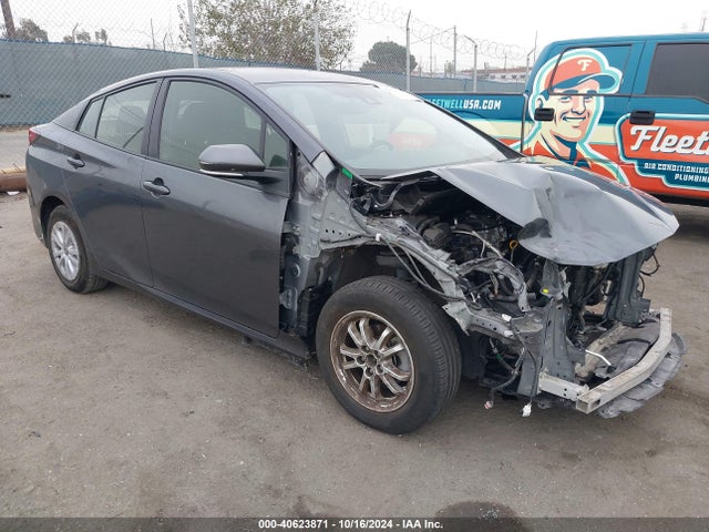 2021 toyota prius