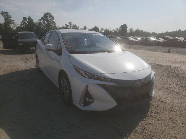 2017 toyota prius prim