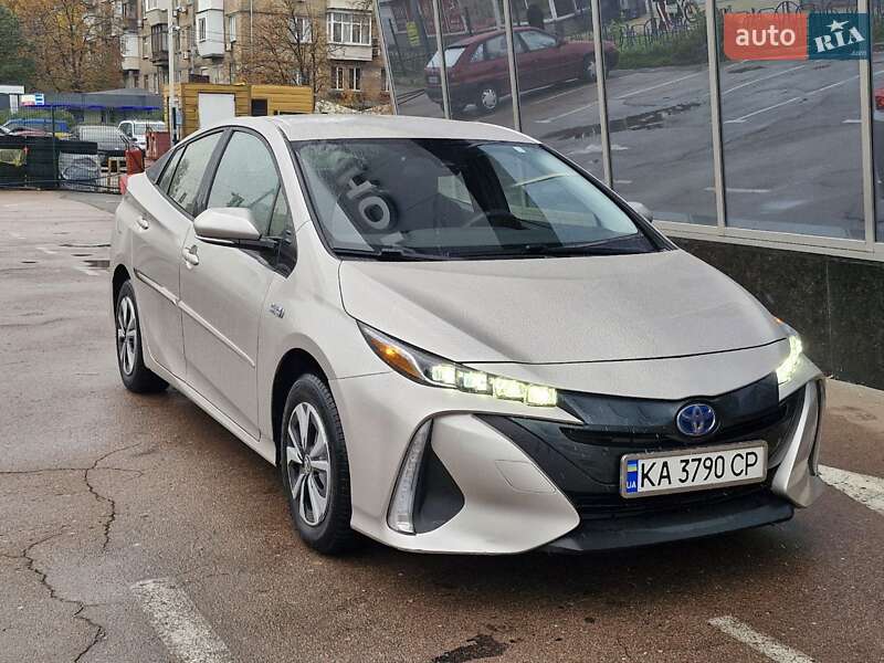 2017 toyota prius