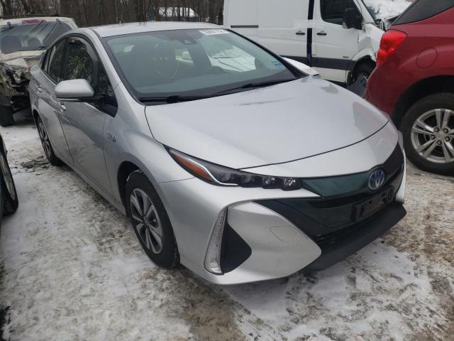 2017 toyota prius prim