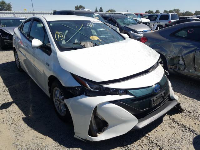 2017 toyota prius prim