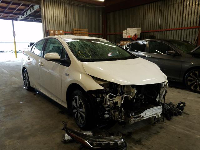 2019 toyota prius prim