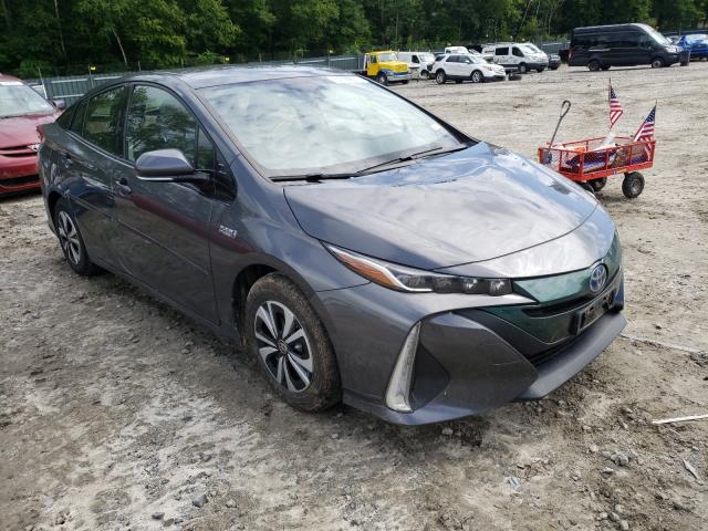 2017 toyota prius prim