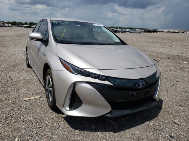 2019 toyota prius prim