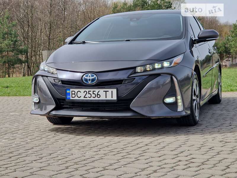 2018 toyota prius