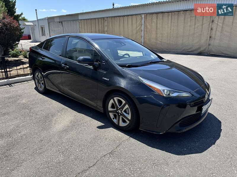 2019 toyota prius