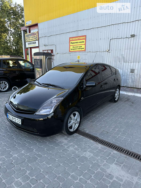 2005 toyota prius