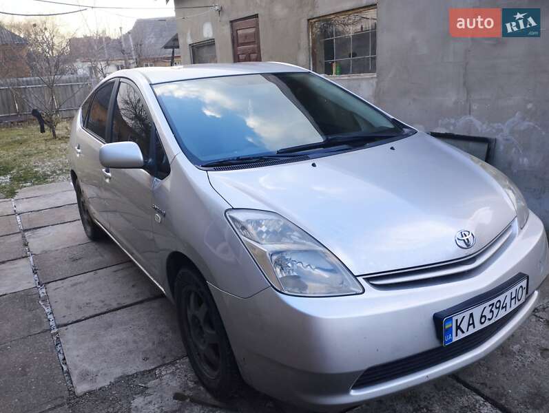 2005 toyota prius