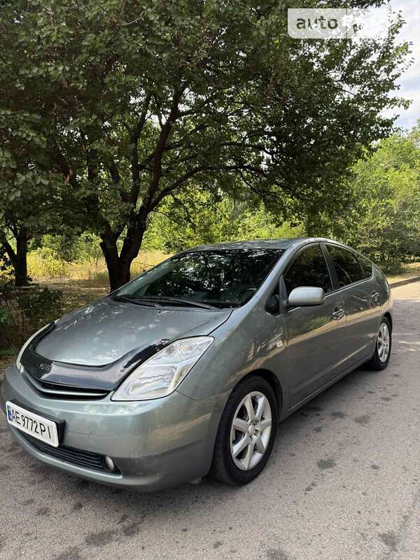 2005 toyota prius