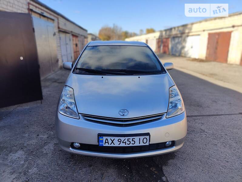 2004 toyota prius