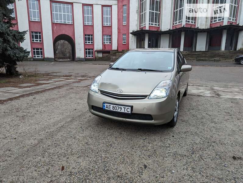 2005 toyota prius