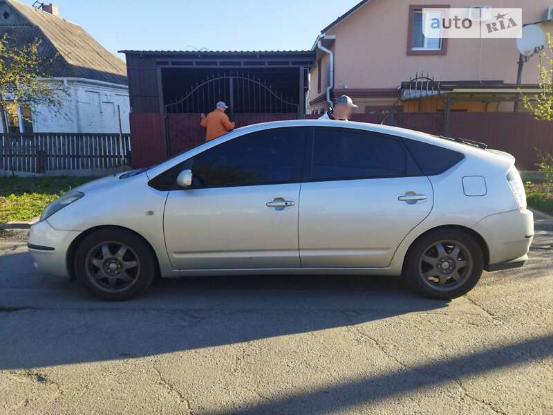 2005 toyota prius