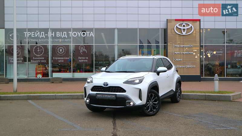2022 toyota yaris cross