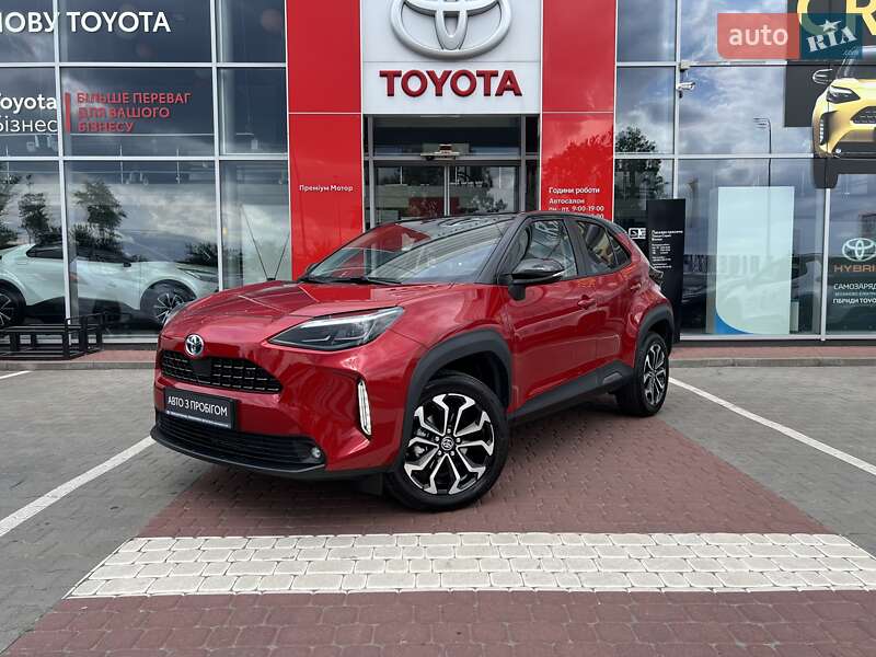 2024 toyota yaris cross