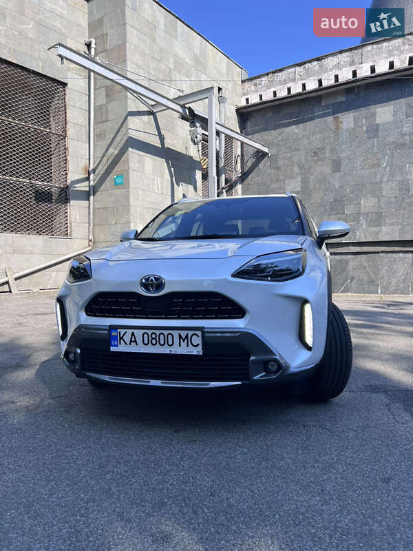 2021 toyota yaris cross