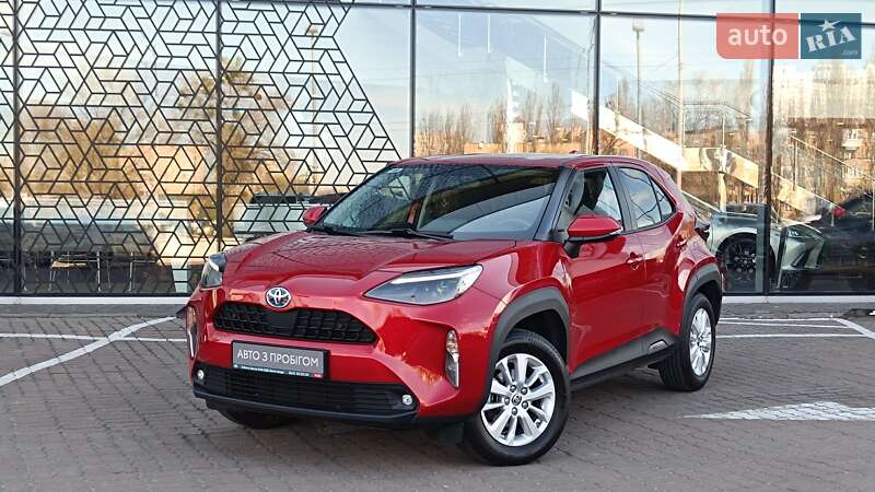 2022 toyota yaris cross