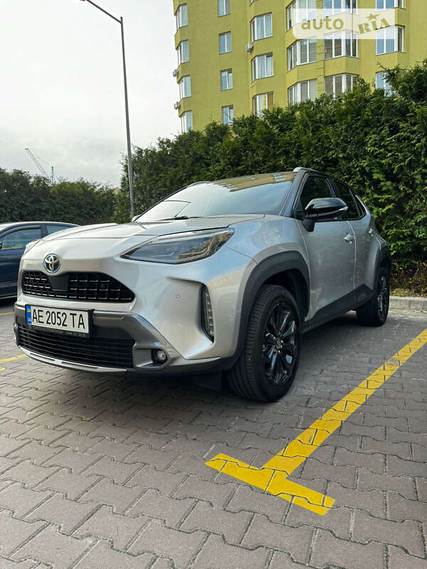 2022 toyota yaris cross