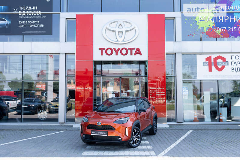 2023 toyota yaris cross