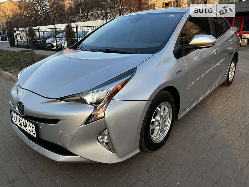 2016 toyota prius