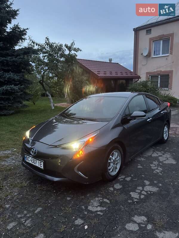 2017 toyota prius