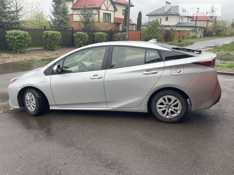 2016 toyota prius