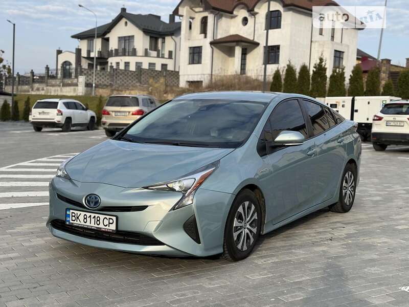 2017 toyota prius