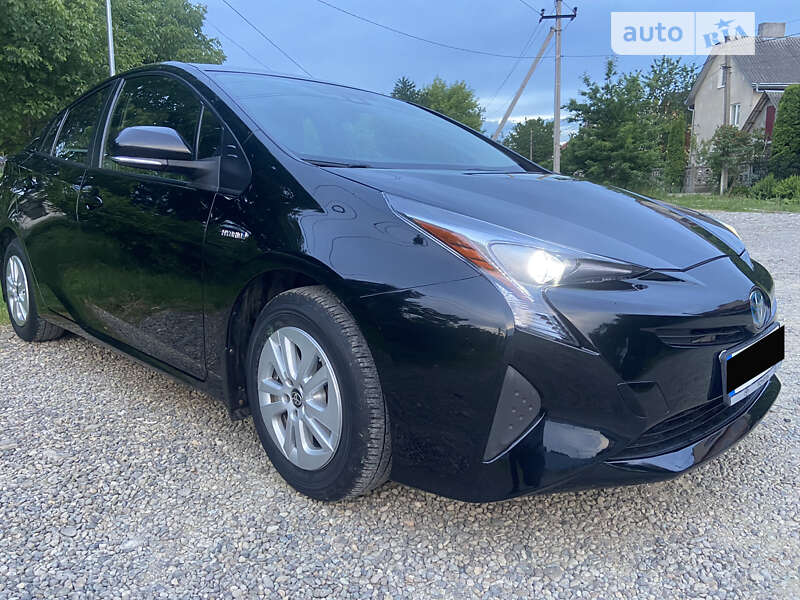 2016 toyota prius