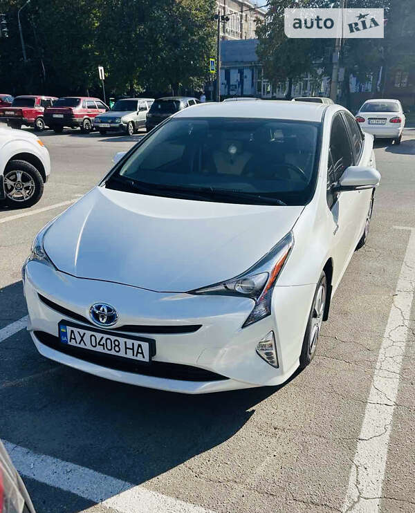 2016 toyota prius
