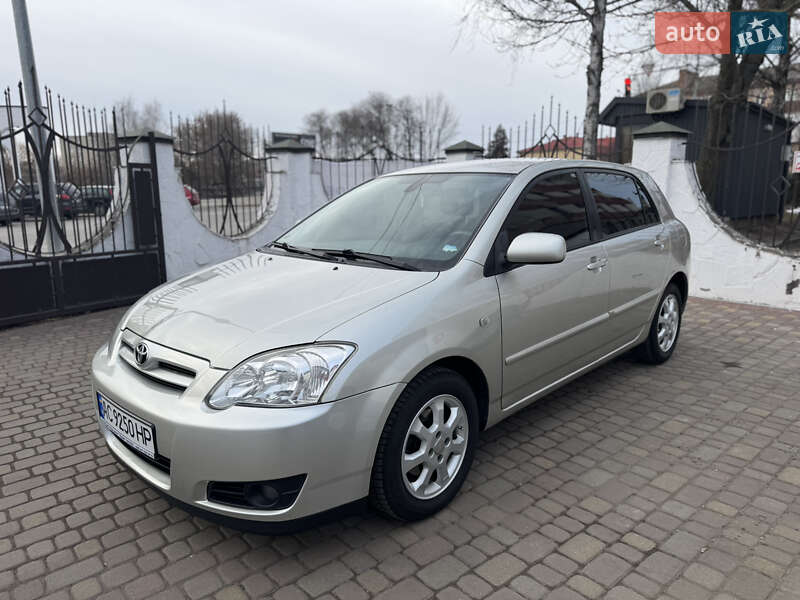 2005 toyota corolla