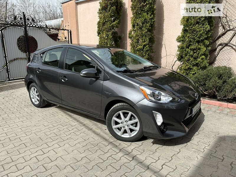 2016 toyota prius