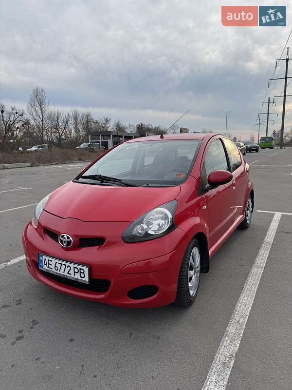 2010 toyota aygo
