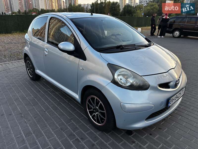 2005 toyota aygo