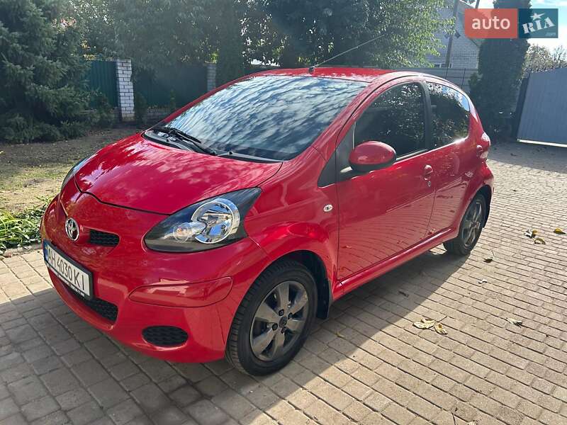 2010 toyota aygo
