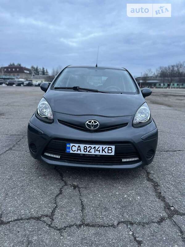 2012 toyota aygo