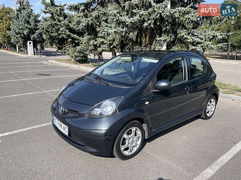 2005 toyota aygo