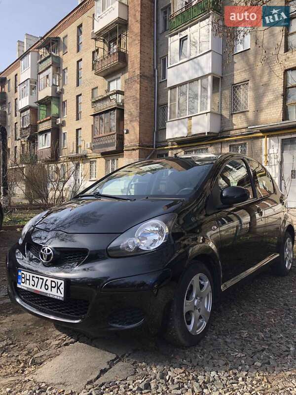 2011 toyota aygo