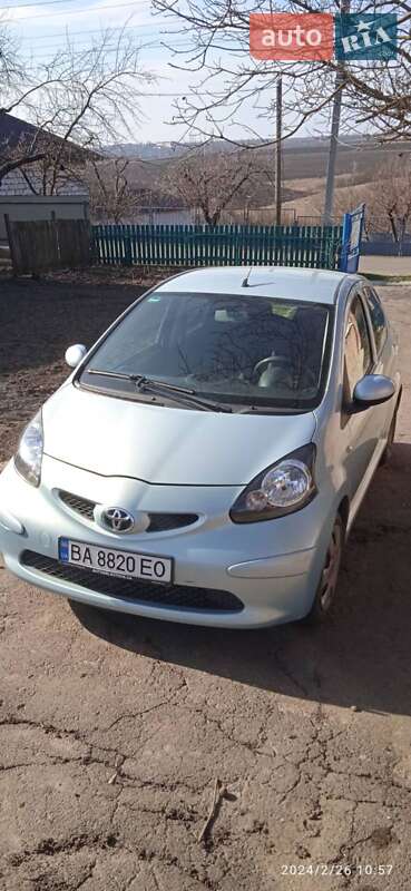 2005 toyota aygo