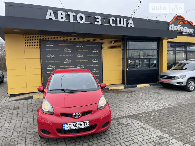 2010 toyota aygo