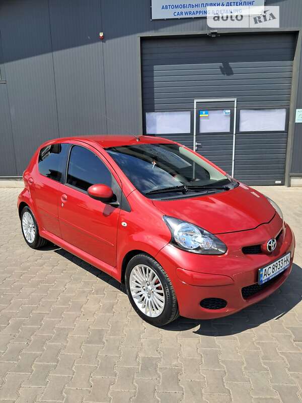 2010 toyota aygo