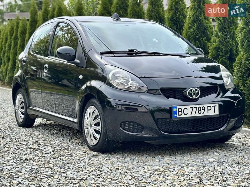 2011 toyota aygo