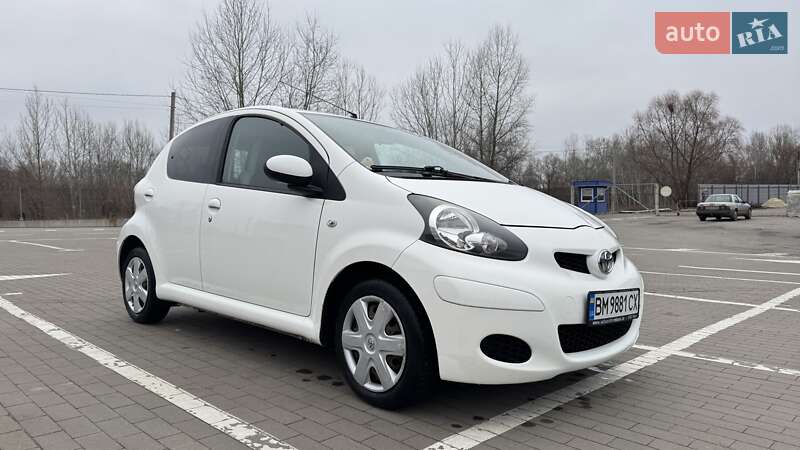 2011 toyota aygo