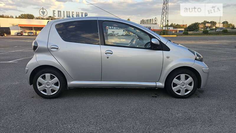 2009 toyota aygo