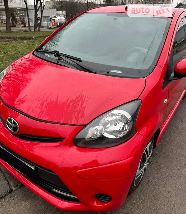 2012 toyota aygo