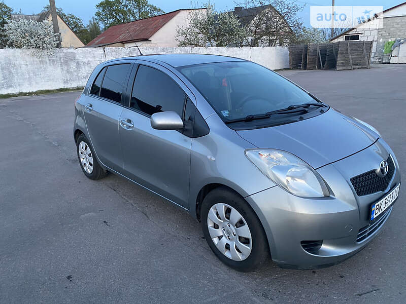 2006 toyota yaris