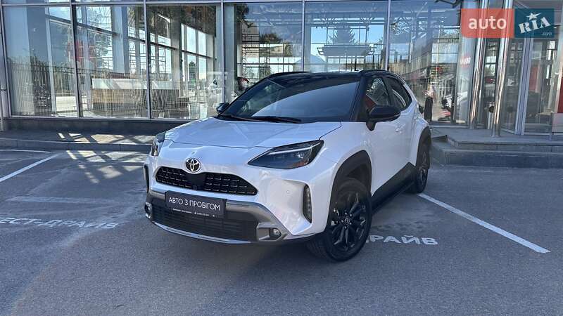 2024 toyota yaris cross