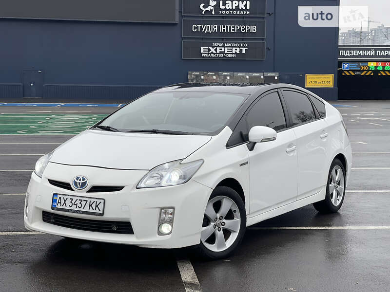 2010 toyota prius